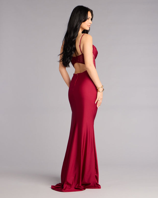 Show off your curves and own the moment in the Sadie Rhinestone Corset Open Back Mermaid Formal Dress, a red prom dress with a mermaid silhouette made to hug, flare, and photograph flawlessly.