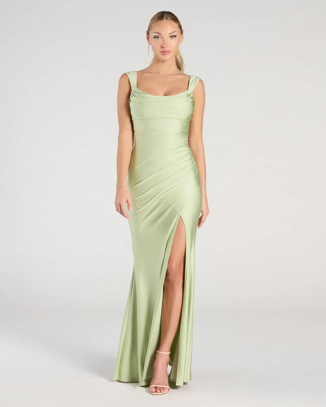 Your dream vibe in motion—the Kaitlin Low Back Slit Mermaid Formal Dress blends sleek style and trending details for the ultimate sage green prom dresses glow-up.