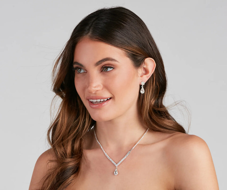Style your vibe in seconds with the Elegant Style Rhinestone Necklace And Earrings Set in silver, a fashion accessories essential that completes any outfit with ease.