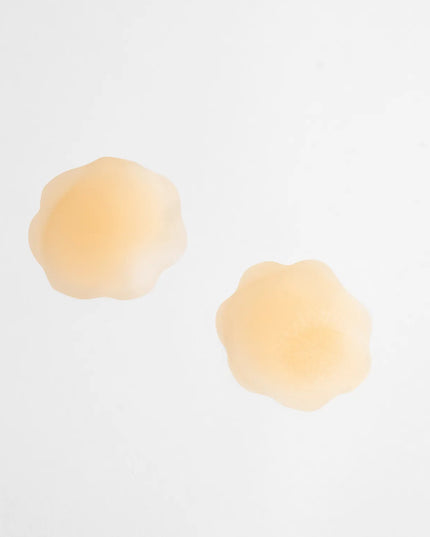 Reusable Gel Petals, a trendy natural addition to women's going-out outfits, is ideal for spring break outfits, chic GNO attire, or going-out looks that keep you feeling cofident and stylish!